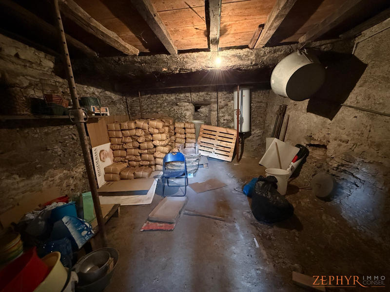 Maison ancienne - 100 m² - 3 pièces