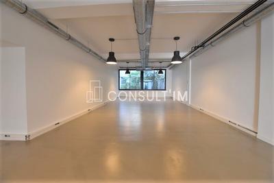 Bureau - 216 m²