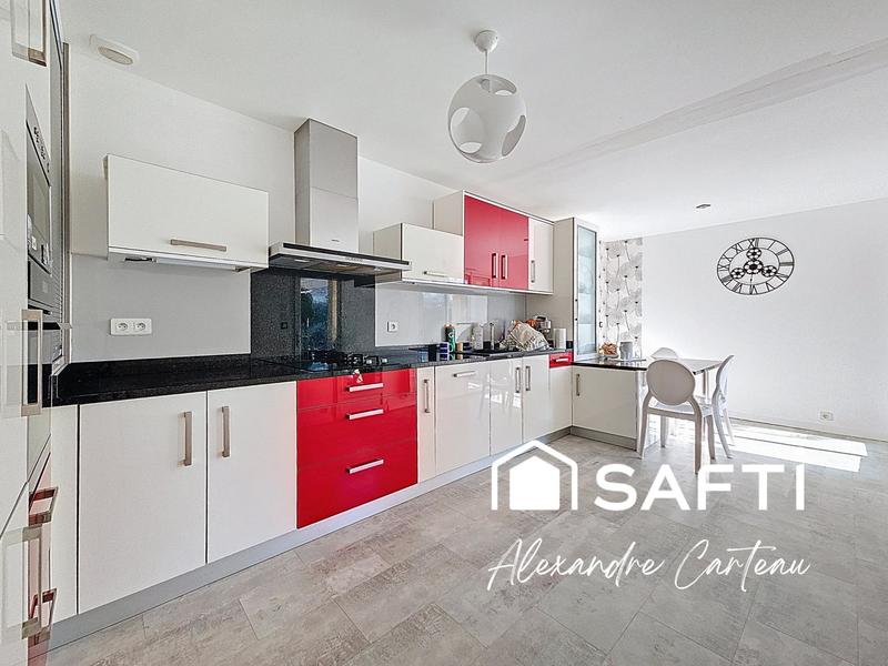 Maison - 170 m² - 6 pièces