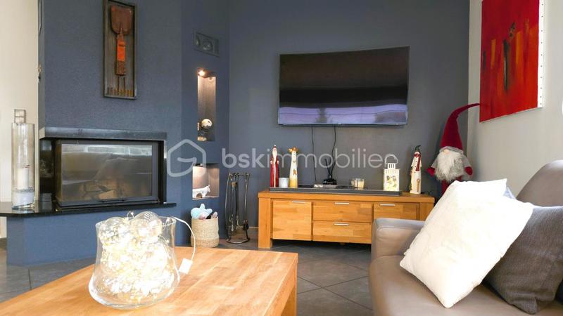 Maison traditionnelle - 154 m² - 5 pièces