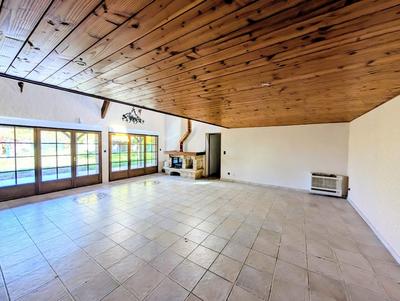 Maison - 153 m² - 5 pièces