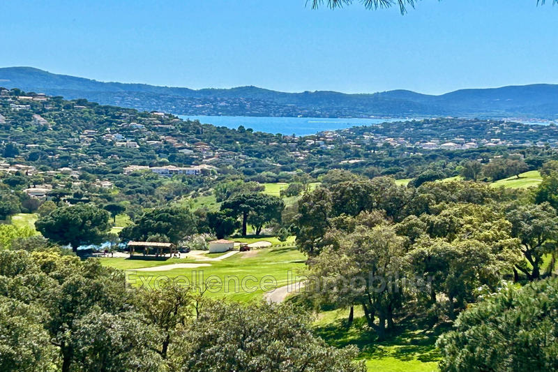 Propriété - 235 m² - 8 pièces