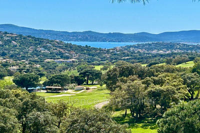 Propriété - 235 m² - 8 pièces