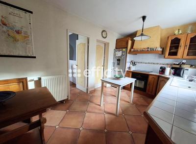 Maison - 130 m² - 7 pièces