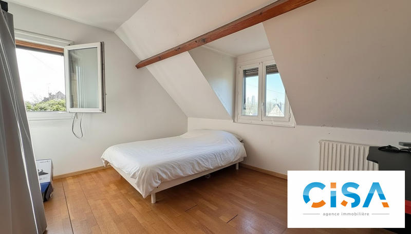 Maison traditionnelle - 127 m² - 6 pièces