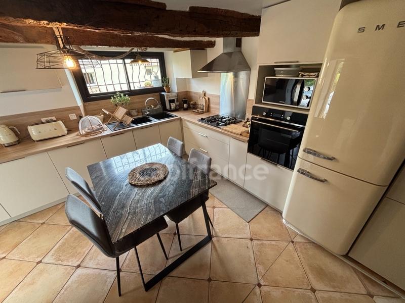 Maison - 85 m² - 4 pièces