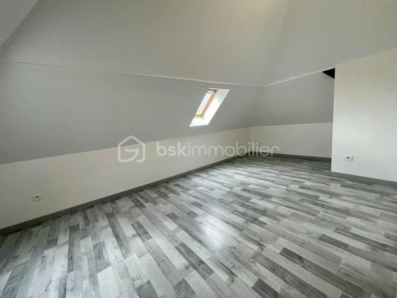 Maison - 200 m² - 8 pièces