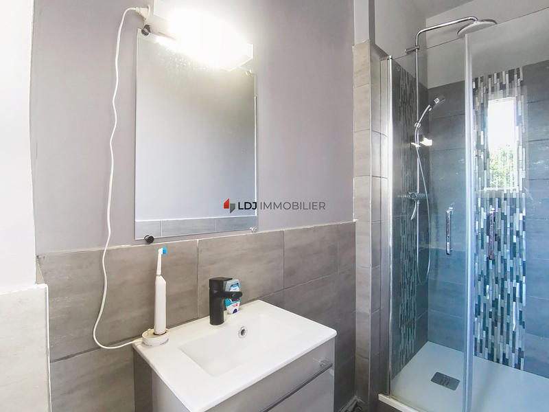 Maison - 157 m² - 6 pièces