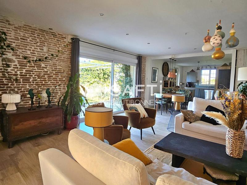 Maison - 140 m² - 6 pièces