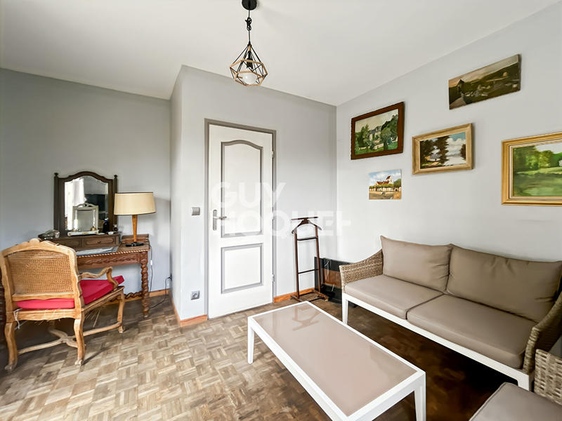 Maison - 194 m² - 7 pièces