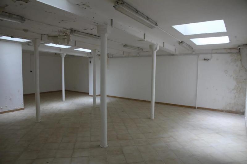 Divers - 131 m² - 4 pièces