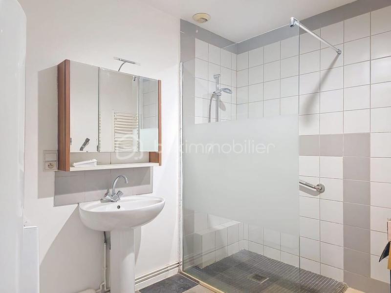 Maison - 185 m² - 7 pièces