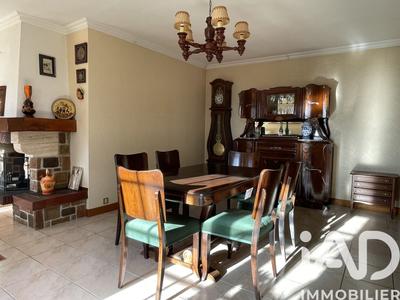 Maison - 101 m² - 5 pièces