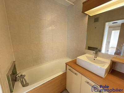 Appartement - 49 m² - 2 pièces