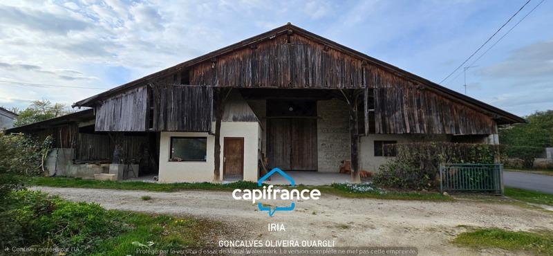 Corps de ferme - 240 m² - 7 pièces