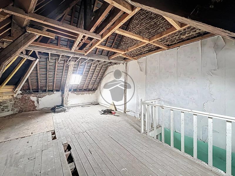 Maison - 93 m² - 5 pièces