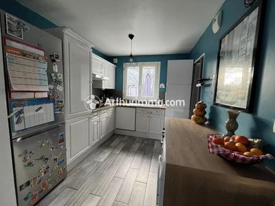 Maison - 84 m² - 4 pièces