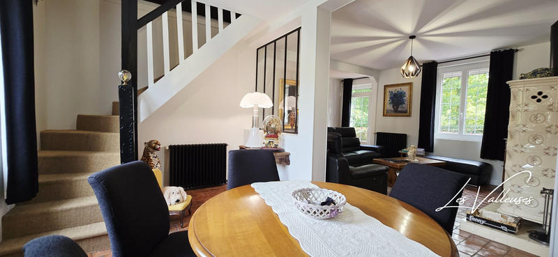 Maison - 182 m² - 6 pièces