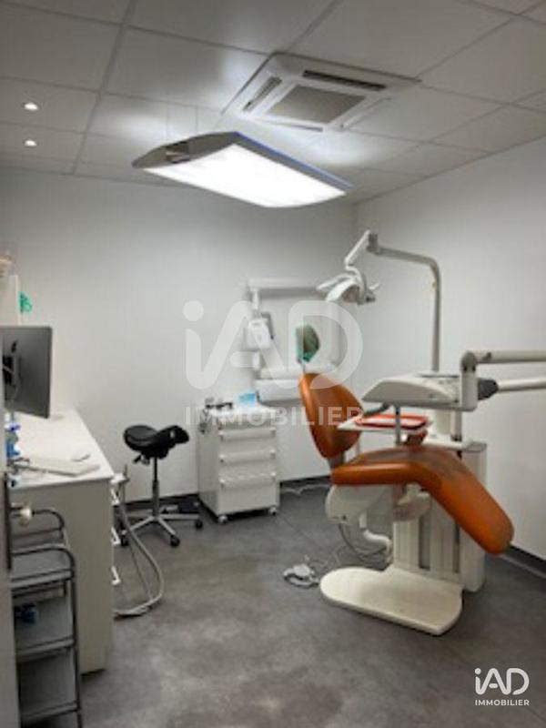 Local commercial - 124 m²