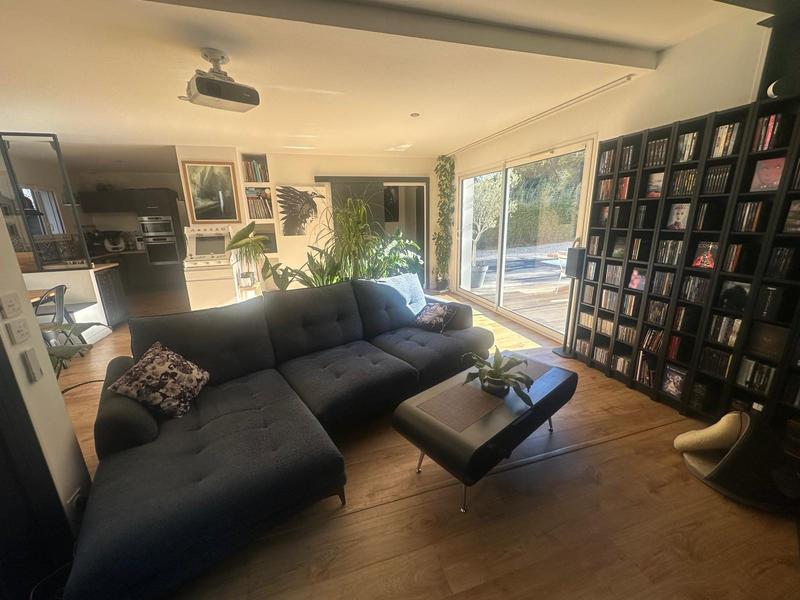 Maison contemporaine - 122 m² - 5 pièces