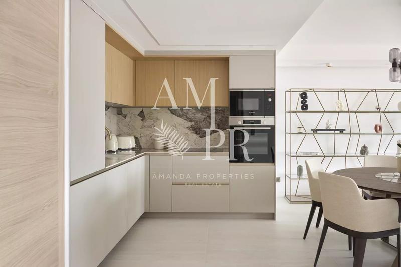 Appartement - 97 m² - 4 pièces