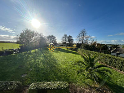 Maison - 137 m² - 6 pièces