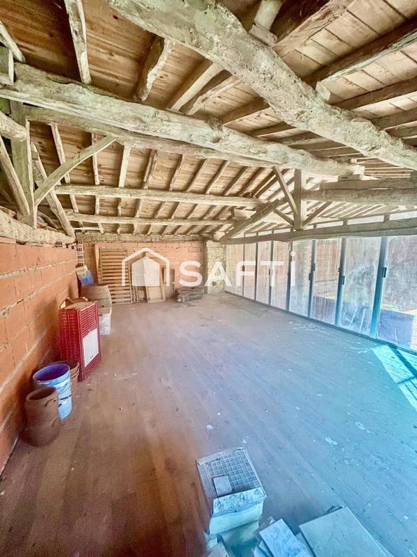 Maison - 375 m² - 22 pièces