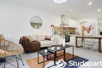 Chambre - 8 m² - 1 pièce