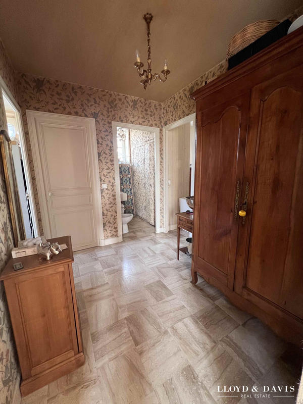 Maison ancienne - 175 m² - 10 pièces