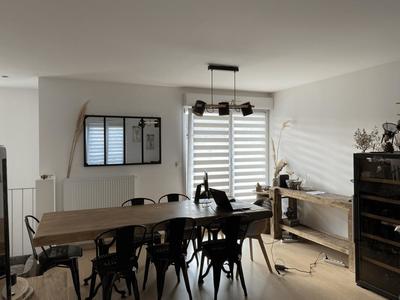 Maison - 111 m² - 4 pièces