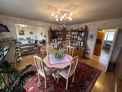 Appartement - 81 m² - 3 pièces