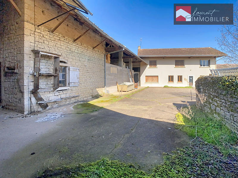 Maison - 160 m² - 8 pièces