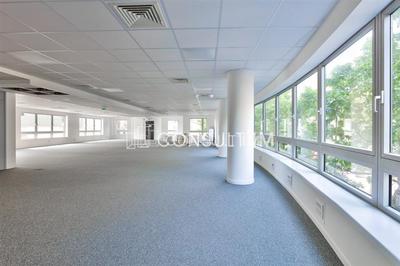 Bureau - 379 m²
