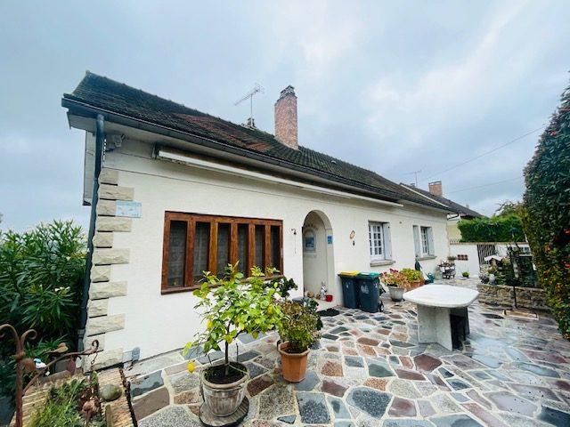 Maison - 156 m² - 6 pièces