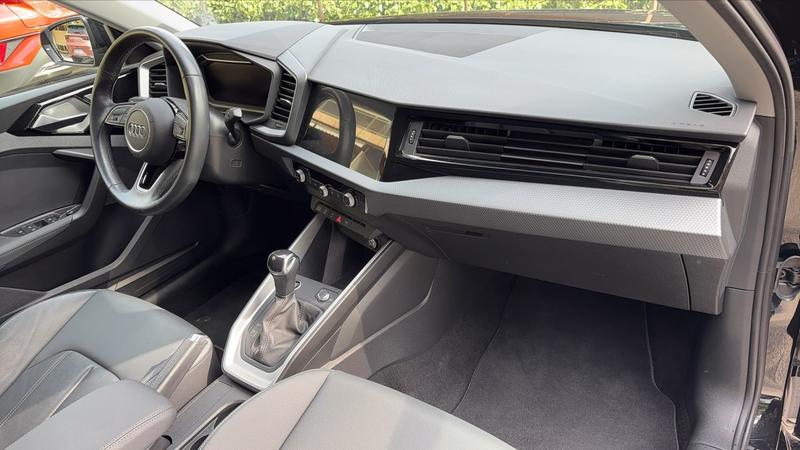 Audi A1 Allstreet 1.0 Tfsi 110 s-Tronic7 Design Luxe