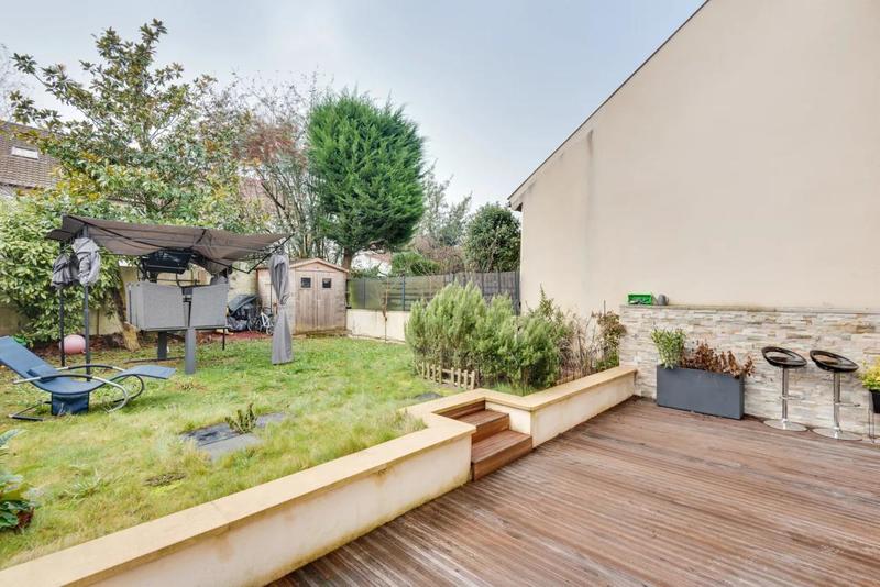 Maison - 130 m² - 6 pièces