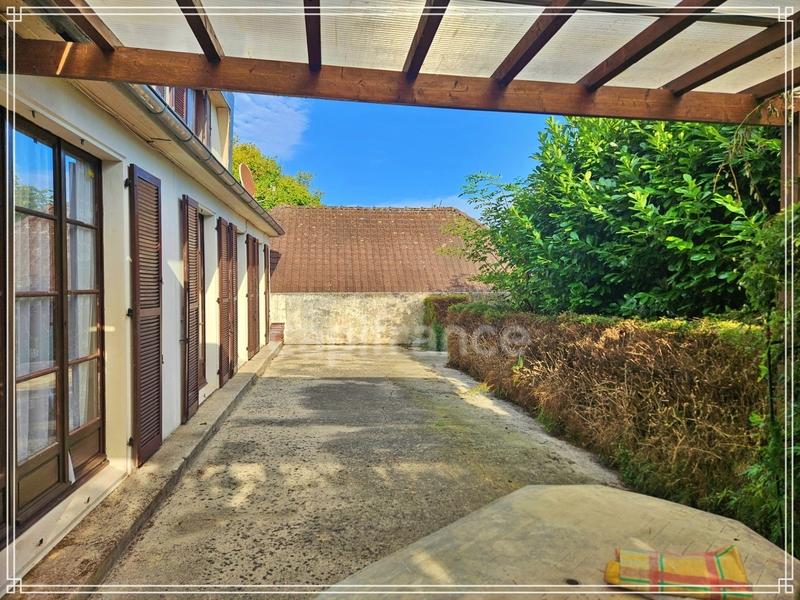 Pavillon - 145 m² - 9 pièces