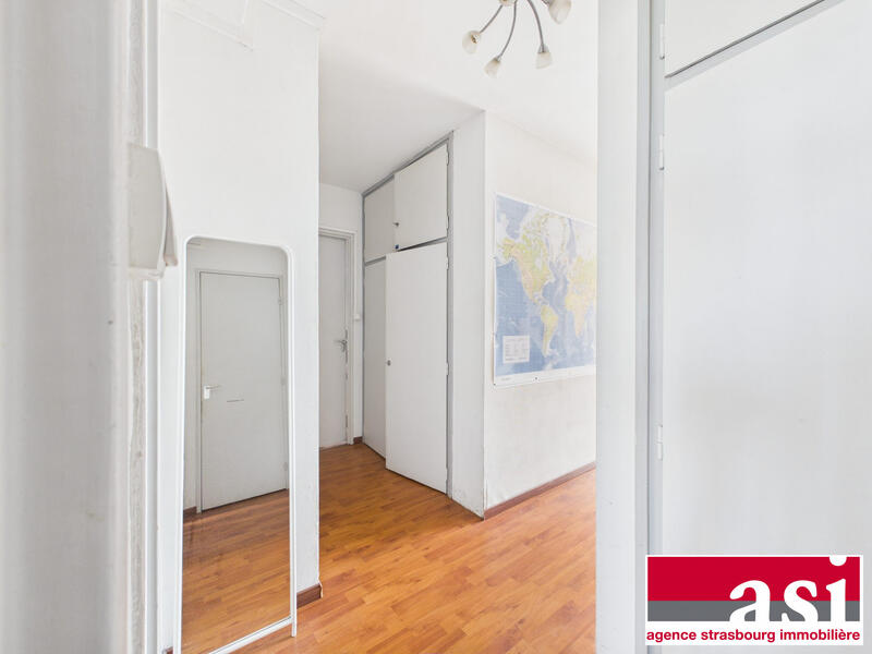 Appartement - 90 m² - 4 pièces