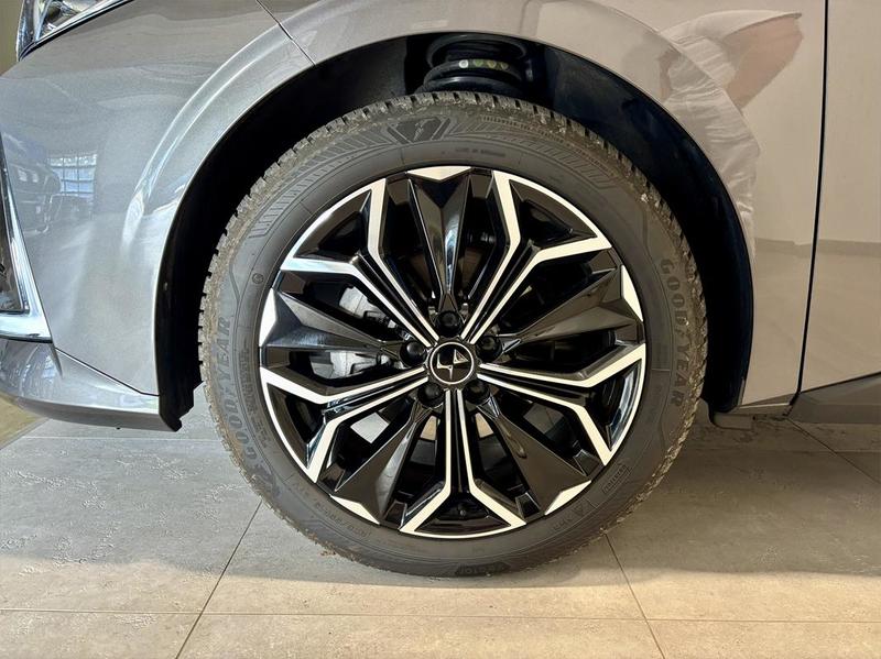 Ds Ds 4 Ds4 1.5 Bluehdi 130 Eat8 Etoile