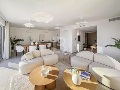 Penthouse - 112 m² - 4 pièces