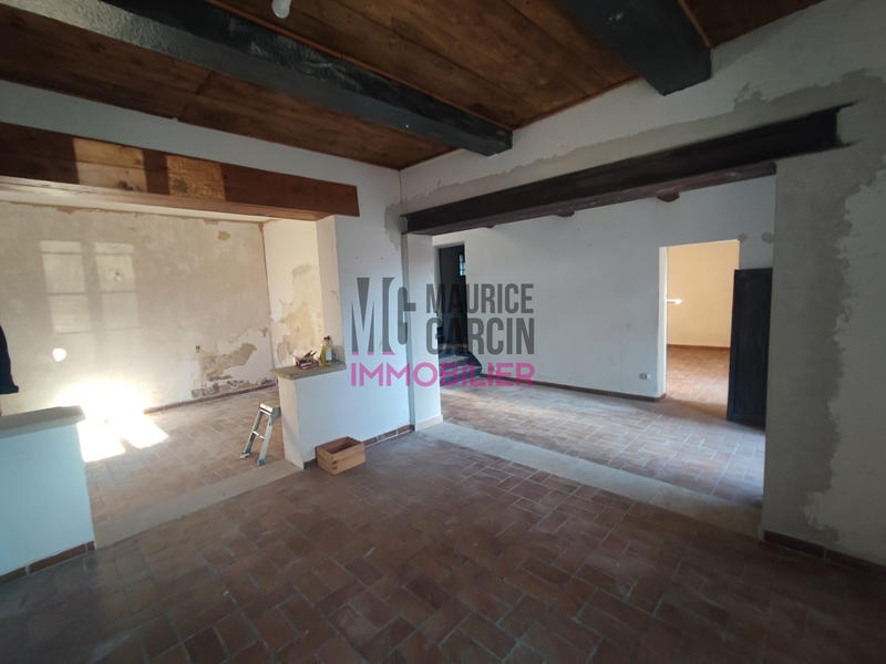 Mas - 150 m² - 8 pièces