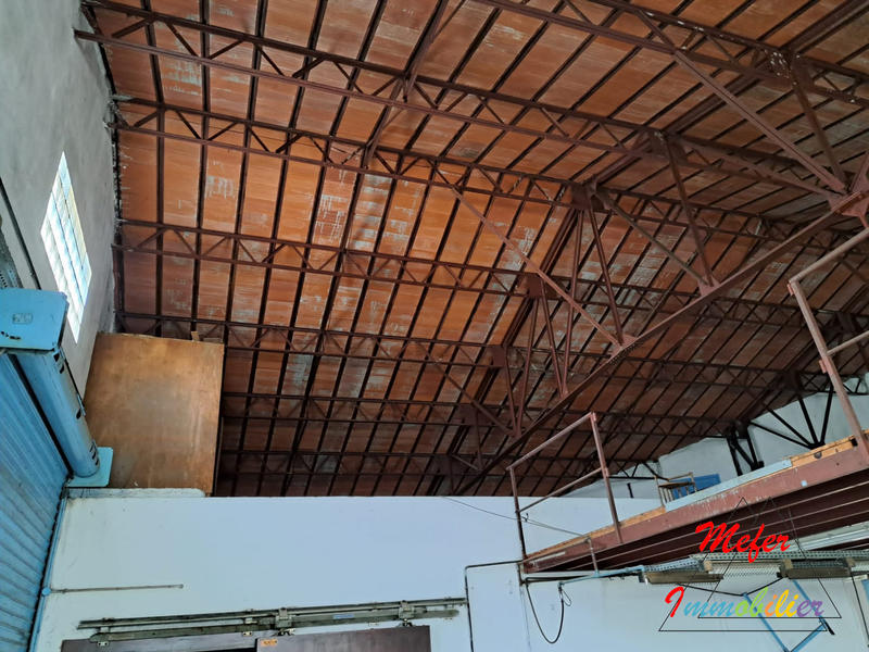 Maison ancienne - 300 m² - 1 pièce