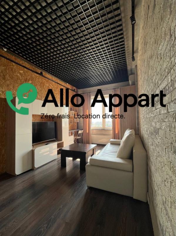 Studio - 30 m² - 1 pièce