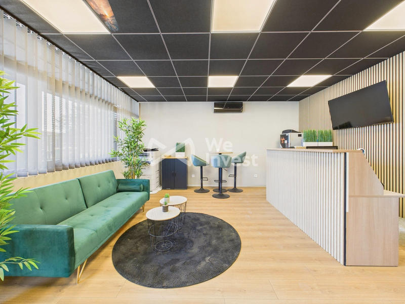 Local commercial - 1 468 m²