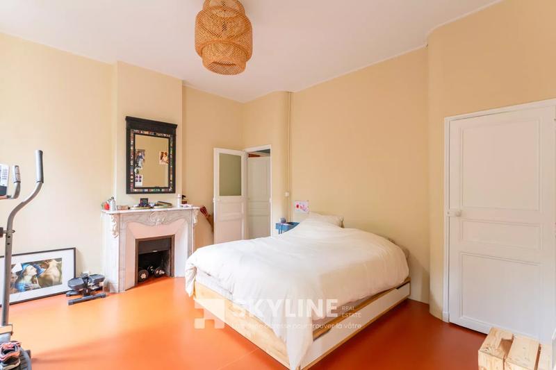 Appartement - 147 m² - 5 pièces