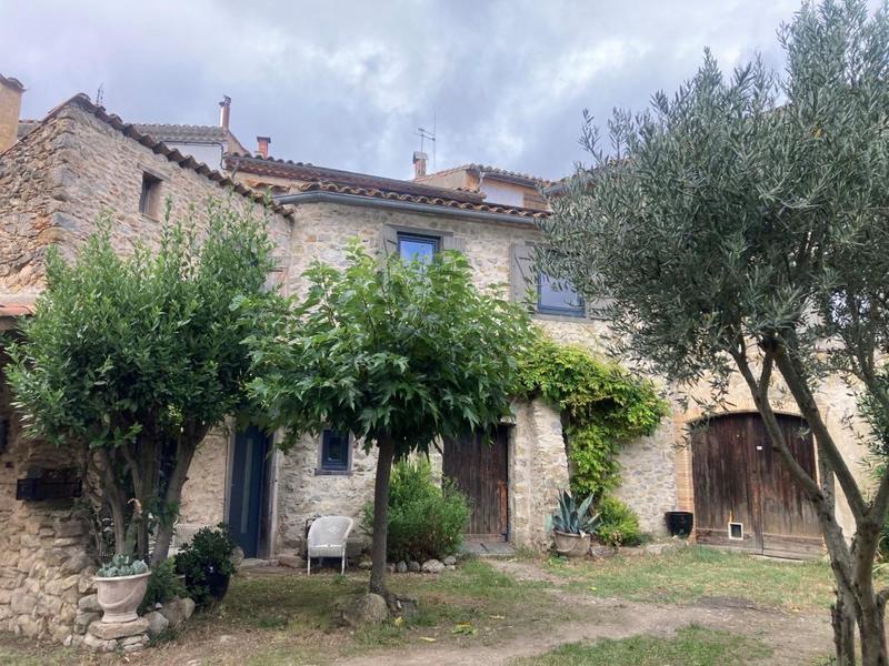 Maison en pierre - 250 m² - 10 pièces