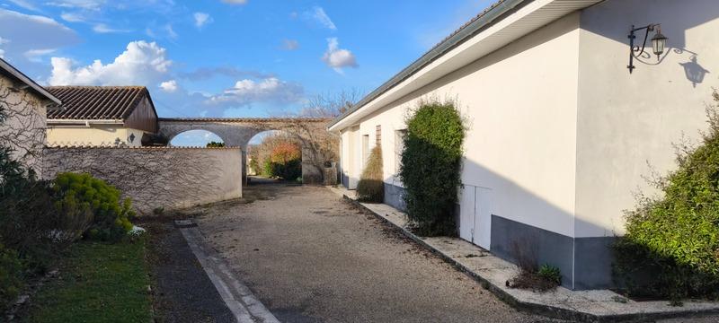 Maison de campagne - 252 m² - 7 pièces
