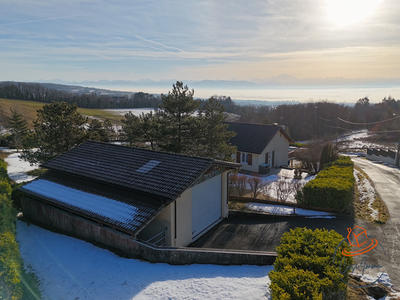 Maison - 180 m² - 5 pièces