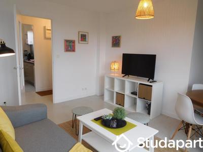 Chambre - 9 m² - 1 pièce