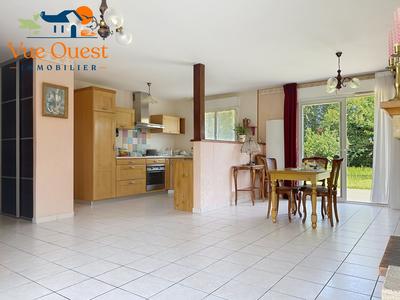 Maison - 86 m² - 4 pièces